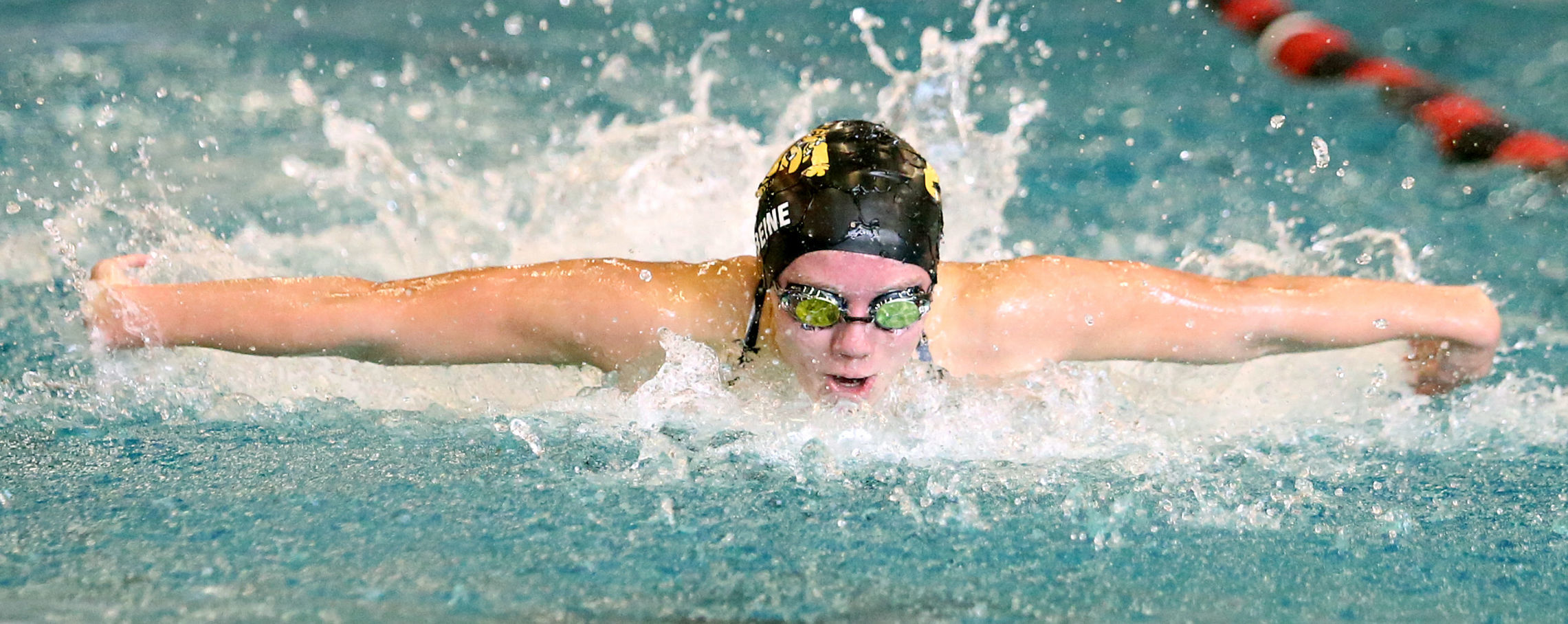 102718-Regional-Swimming-021